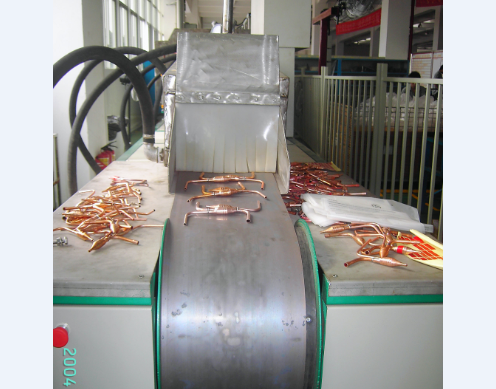 一種連續氣氛保護釬焊爐爐膛