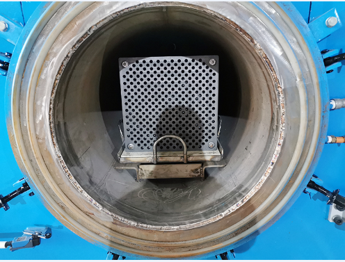 一種熱鍍鋅臥式退火爐爐內(nèi)輥面異物清除方法